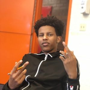 Meet your Posher, Mohamed